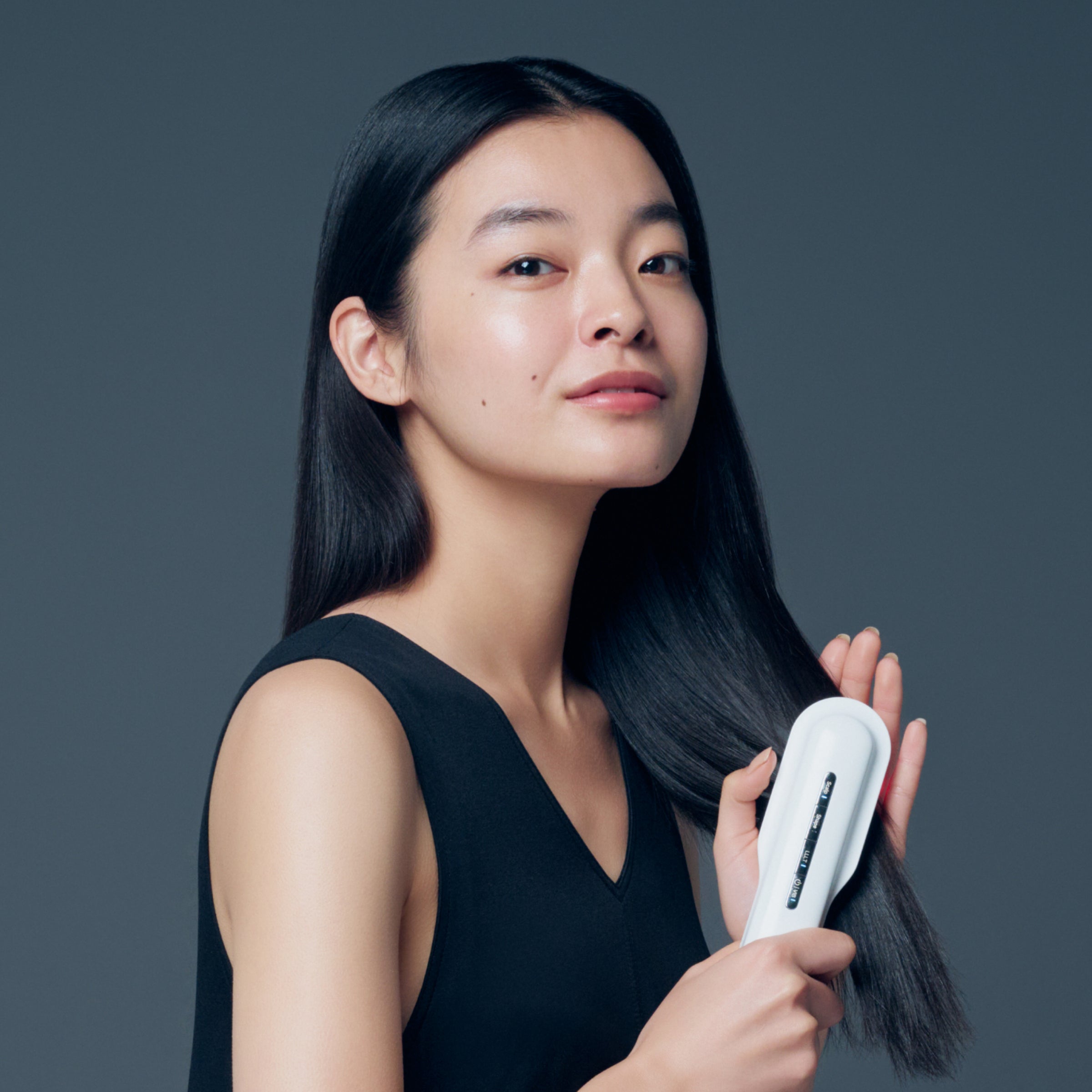 レーザー&EMSリフトブラシ PRO